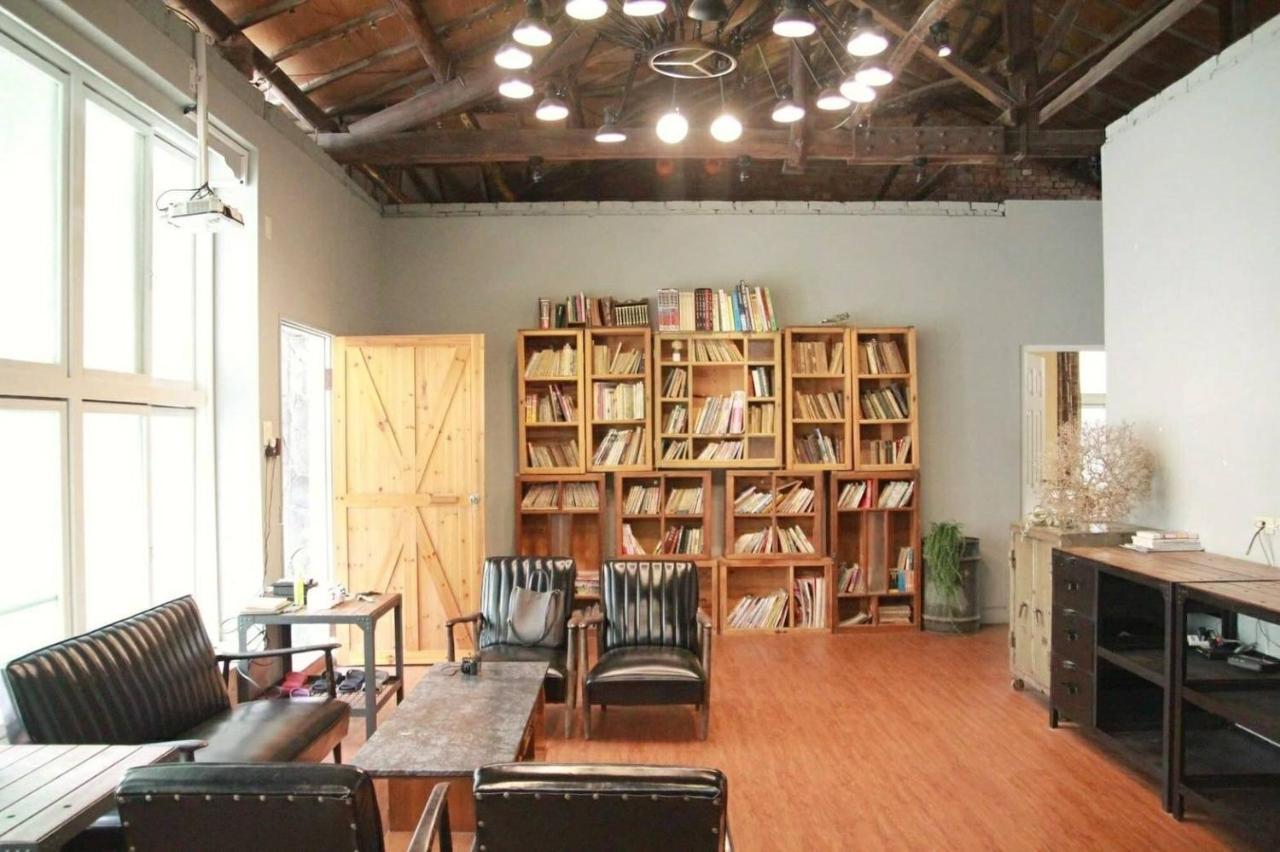 Tainan Macarthur Homestay Extérieur photo