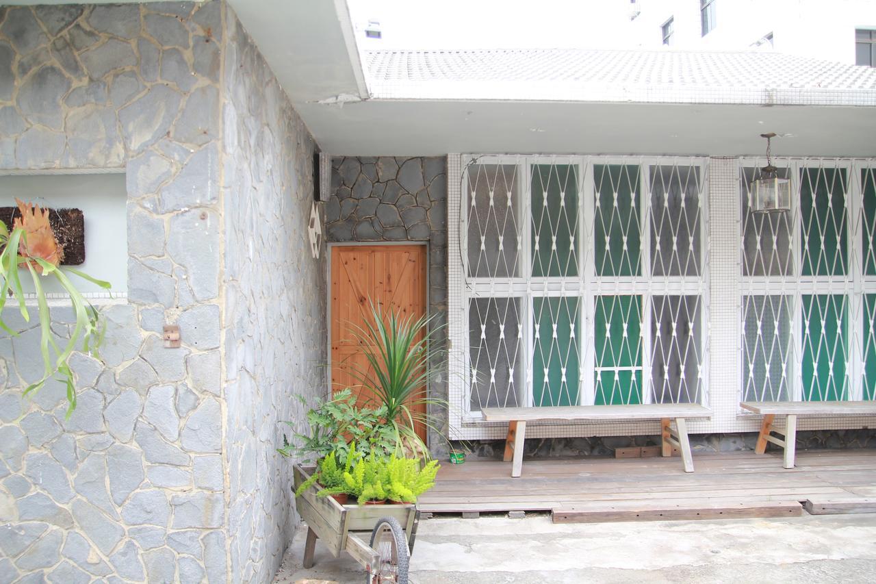 Tainan Macarthur Homestay Extérieur photo