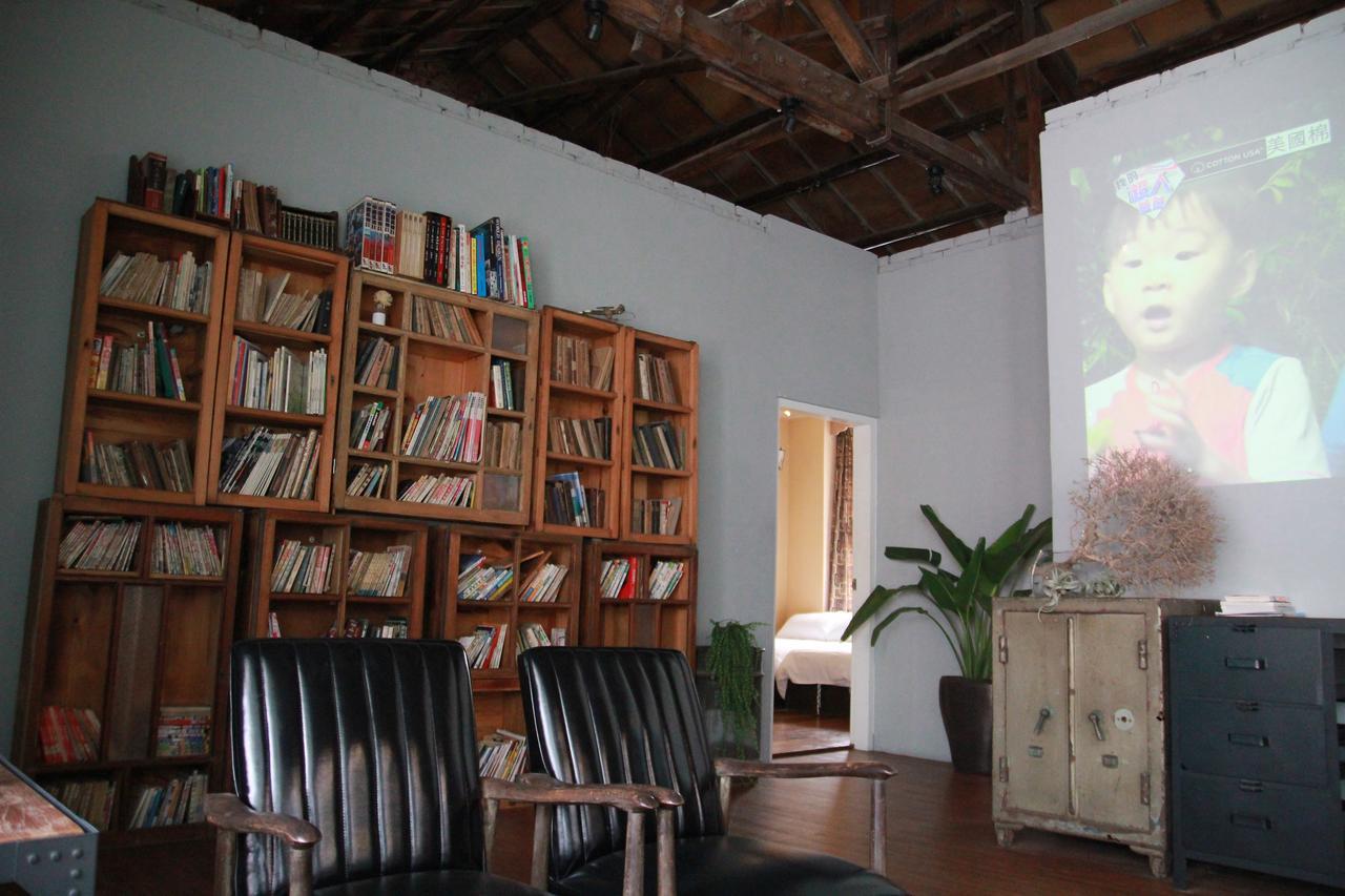 Tainan Macarthur Homestay Extérieur photo