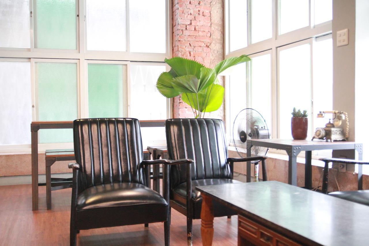 Tainan Macarthur Homestay Extérieur photo