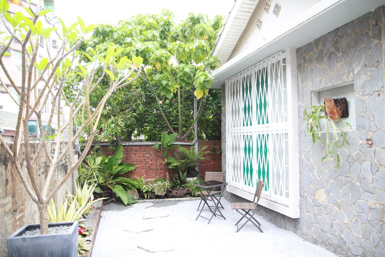 Tainan Macarthur Homestay Extérieur photo